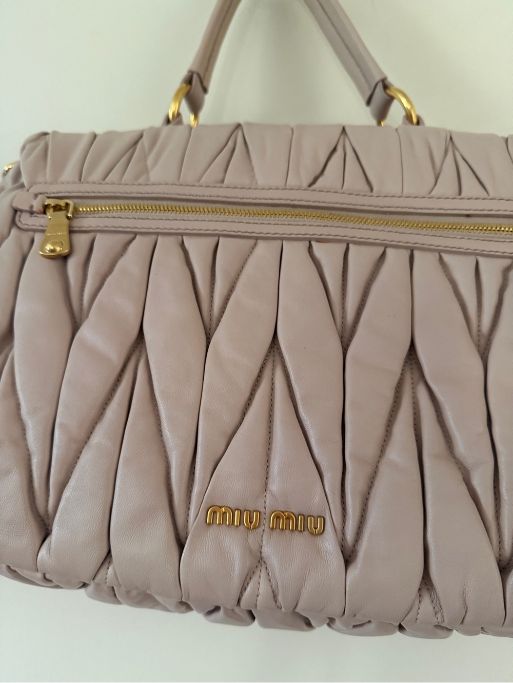 Miu Miu Quilted Pattina Leather Shoulder Bag in Cipria with Gold Hardware - Picture 5 of 12